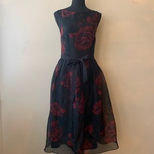 ANN TAYLOR DRESS *New With Tags*